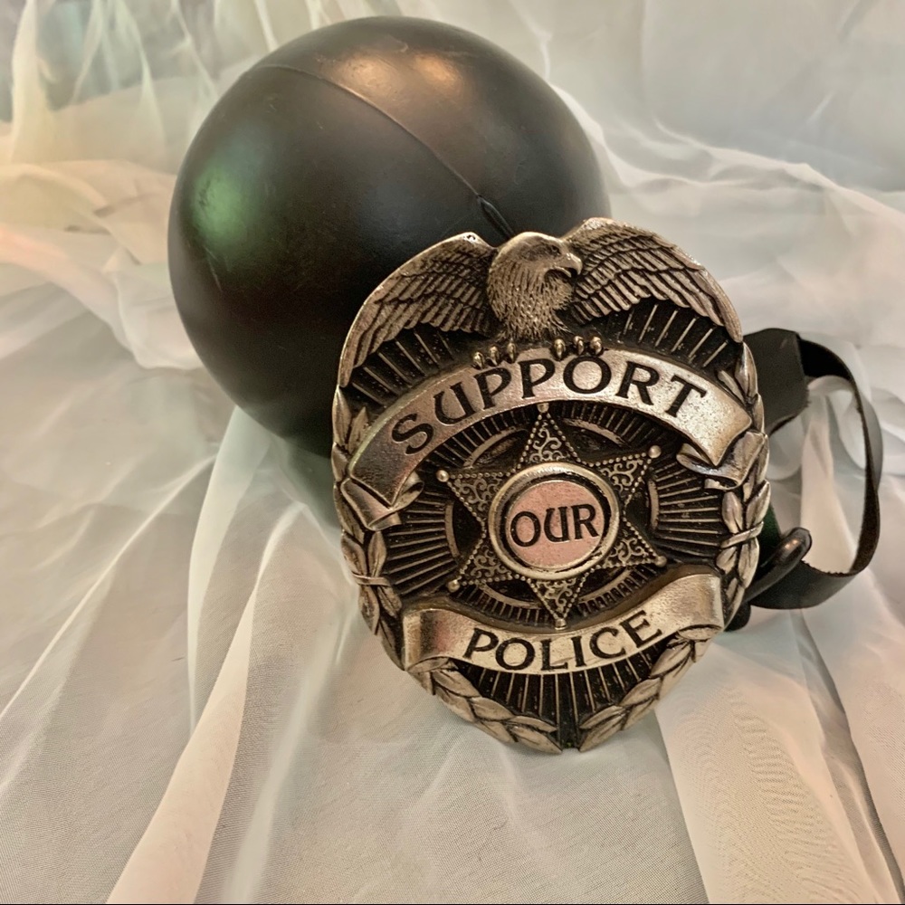 Police badge metal trailer hitch cover w/ Lock